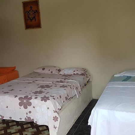 Montanita Garden Hostal Luaran gambar