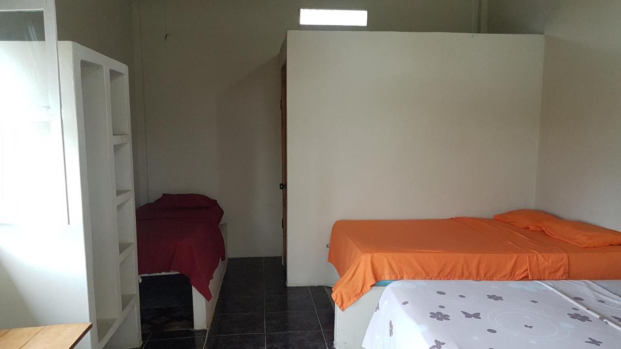 Montanita Garden Hostal Luaran gambar